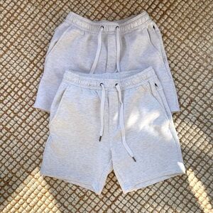 American Eagle Outfitters Men’s athletic pull on shorts.